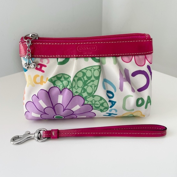 Coach Handbags - Coach Poppy Floral Wristlet | Vintage Y2k
